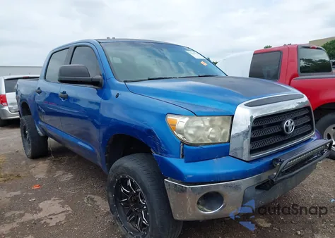 2009 Toyota Tundra Crewmax/Crewmax Sr5 z USA, uszkodzony, nr VIN 5TFDW54139X089132